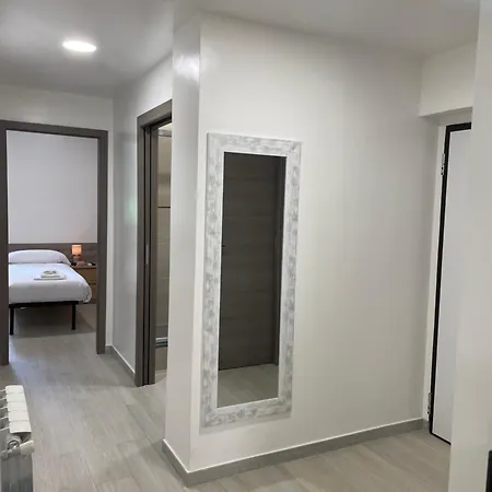 Bnbook-villafranca Train Station Apartment Rho